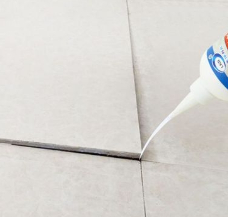 聂荣瓷砖空鼓维修公司分享卫生间瓷砖脱落的原因可能有以下几点